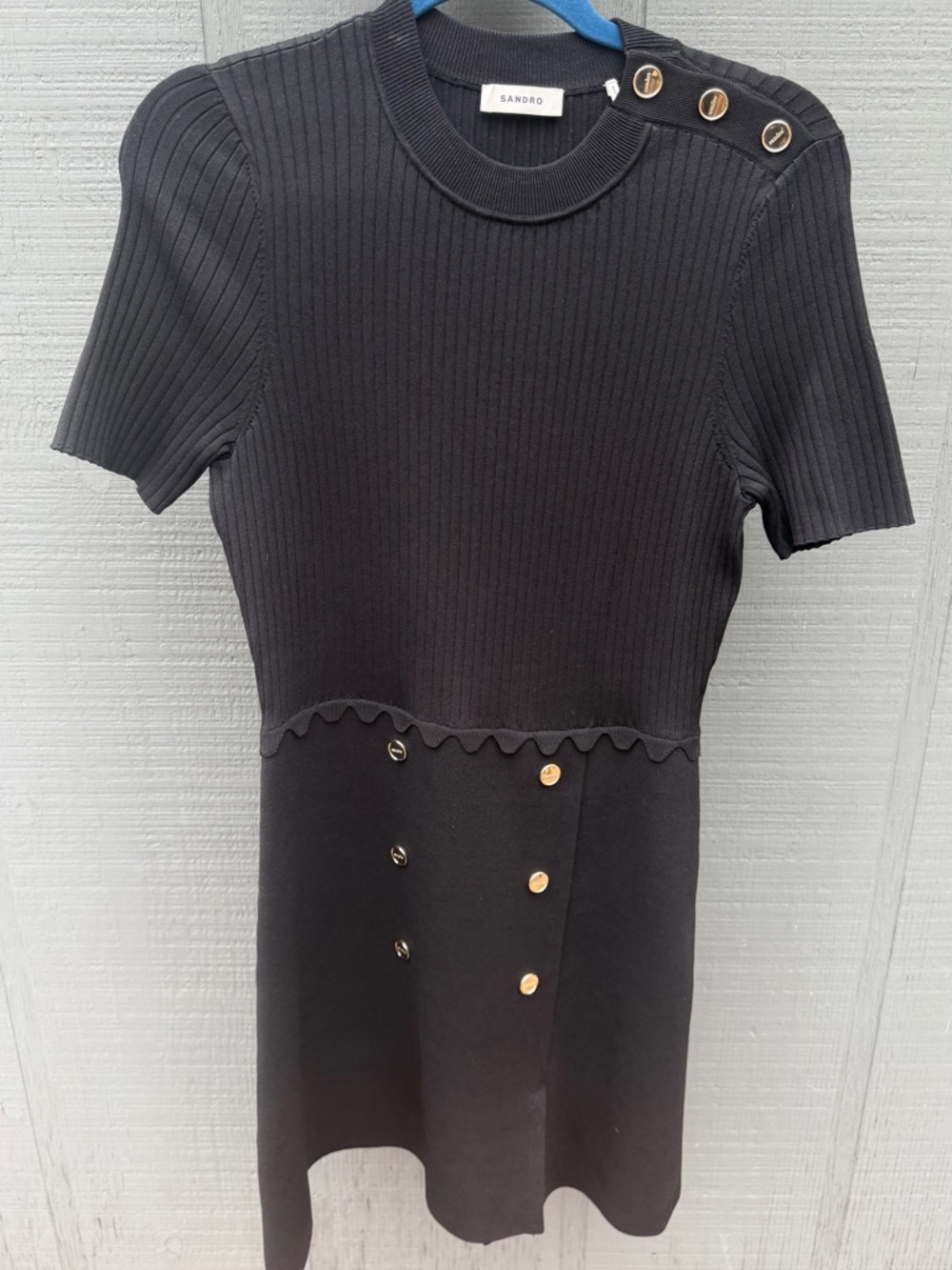 Sandro Black Short-Sleeve Knit Dress with Gold Sz 8/40 - Picture 3 of 12